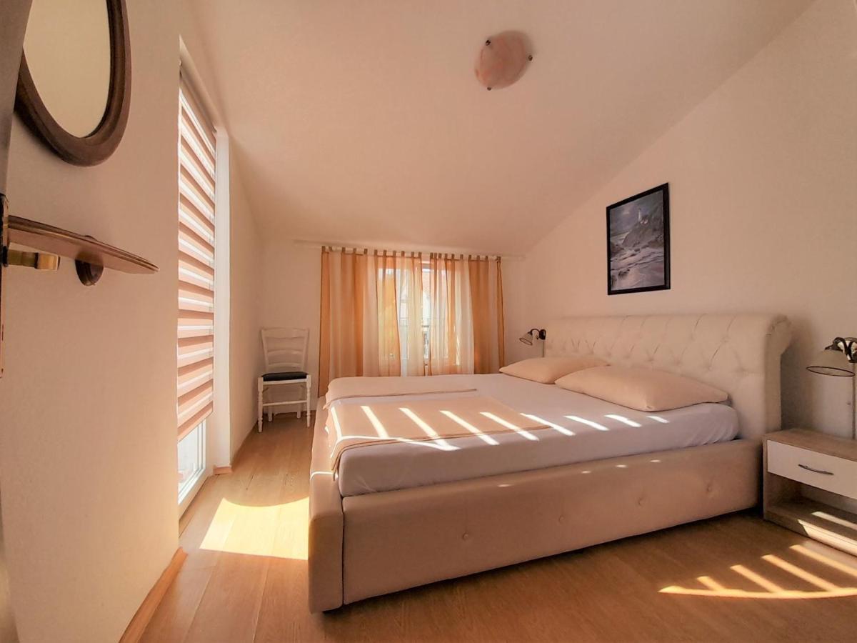 Apartments Nada Krk Island Extérieur photo