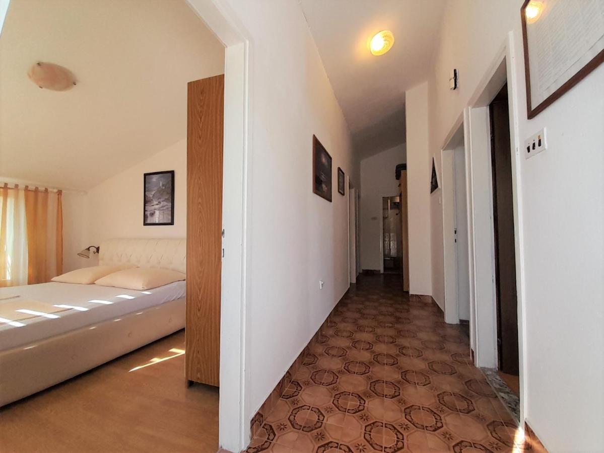 Apartments Nada Krk Island Extérieur photo