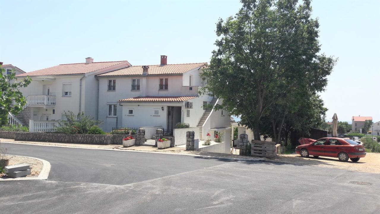 Apartments Nada Krk Island Extérieur photo